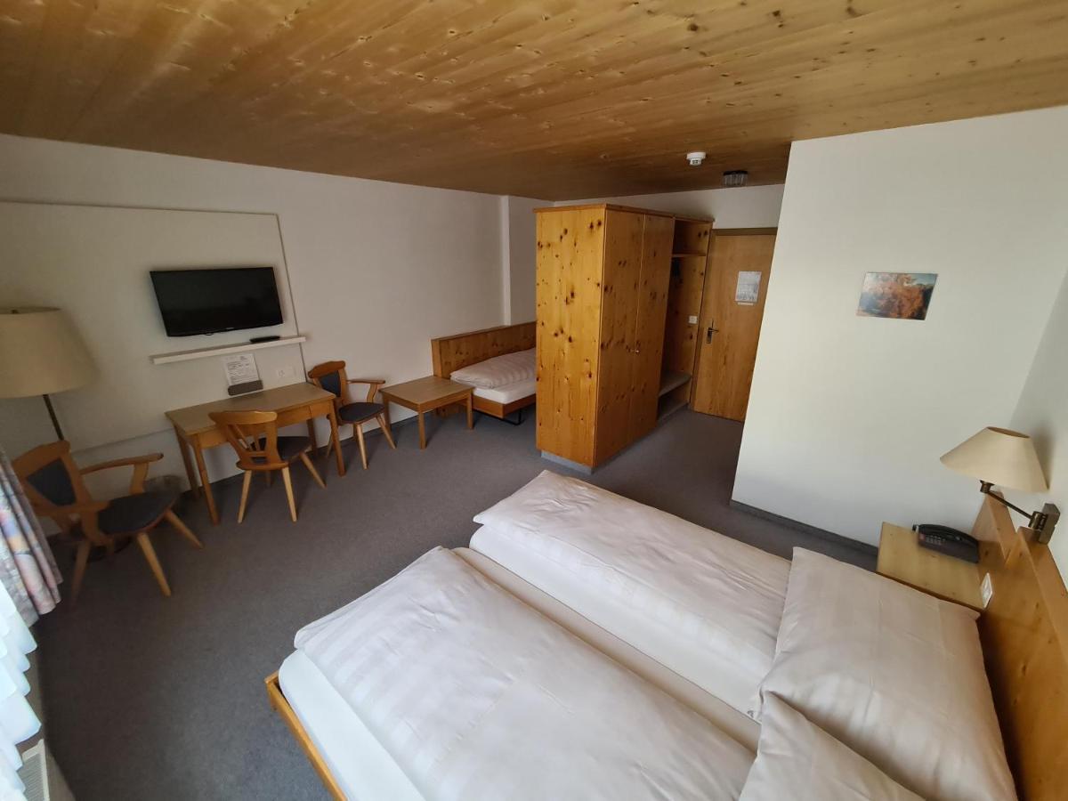 Hotel Staetzerhorn باربان المظهر الخارجي الصورة