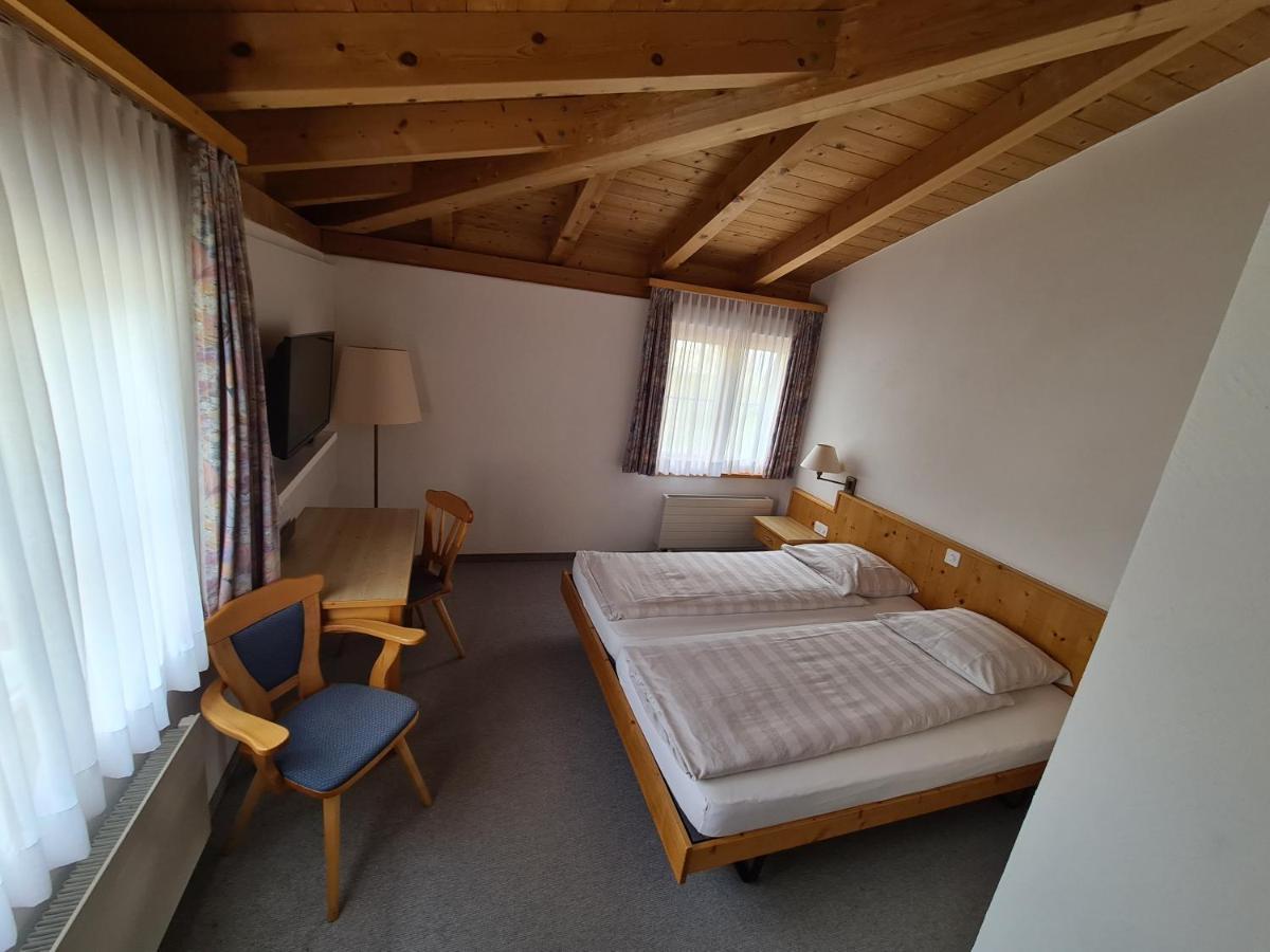 Hotel Staetzerhorn باربان المظهر الخارجي الصورة