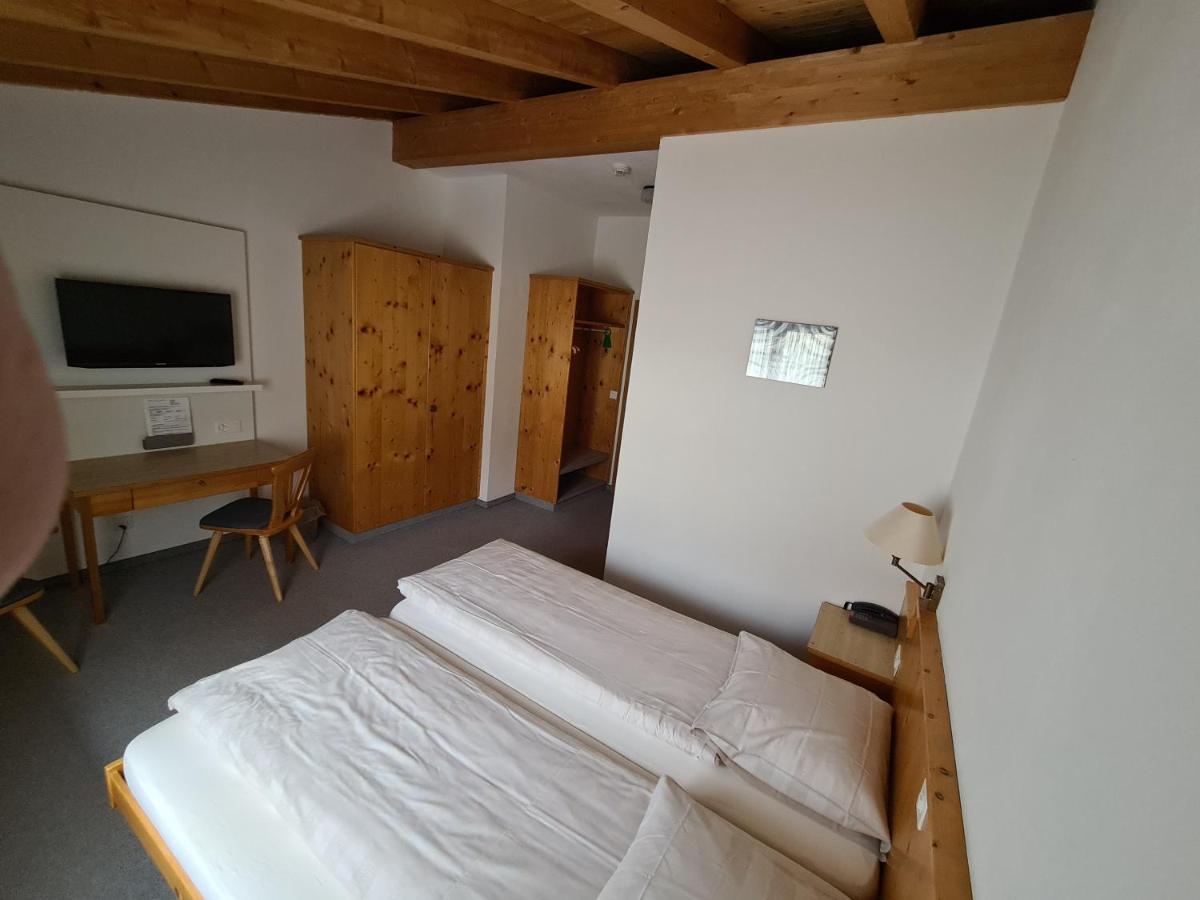 Hotel Staetzerhorn باربان المظهر الخارجي الصورة